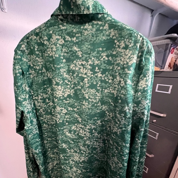 Columbia Shirt for Summer ☀️🕶️ - Picture 2 of 4